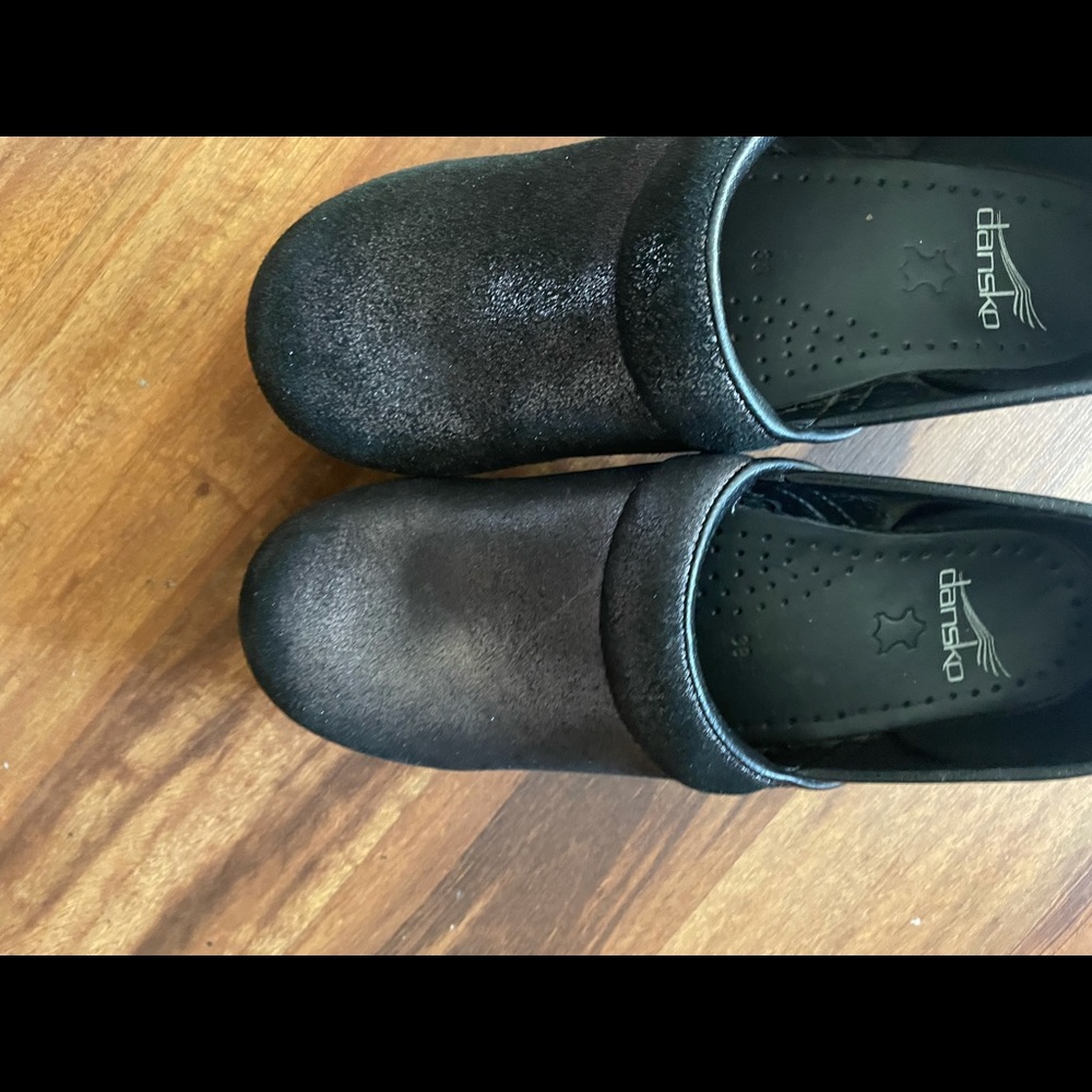 Dansko clogs - Picture 6 of 8